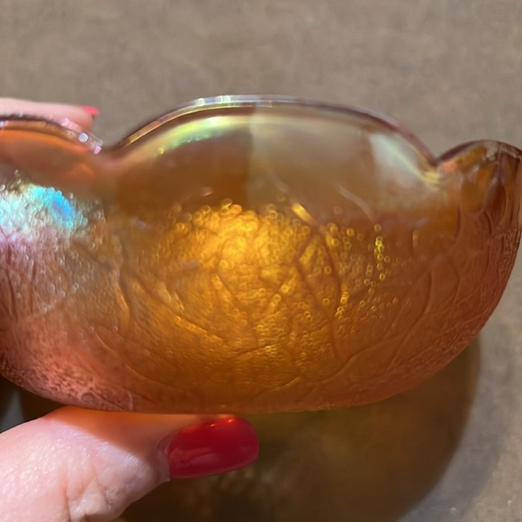 Vintage Carnival Glass Bowl - Picture 7 of 7